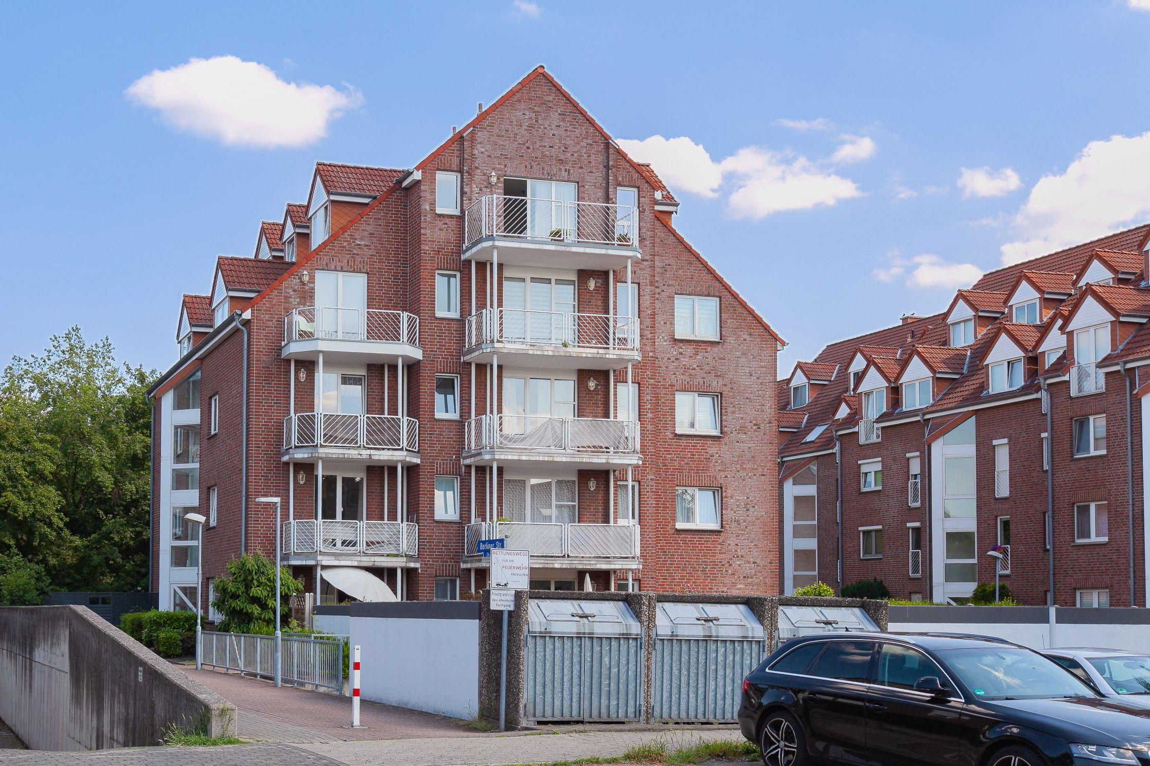Tönisvorst – St.Tönis! Hell und freundlich! Schickes Appartement mit moderner Ausstattung, überdachtem Balkon und Duplex-Stellplatz!